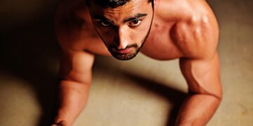 Get Ripped at Home: The Ultimate Guide to Effective Muscle-Building Workouts