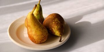 Fuel Your Fitness Journey: The Ultimate Guide to Healthy Eating for Optimal Performance